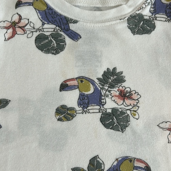 Little planet organic pajamas - Picture 2 of 4